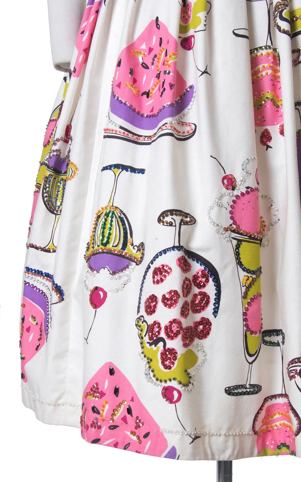 1950s Dessert Novelty Print Beaded Cotton Pleated Skirt | medium