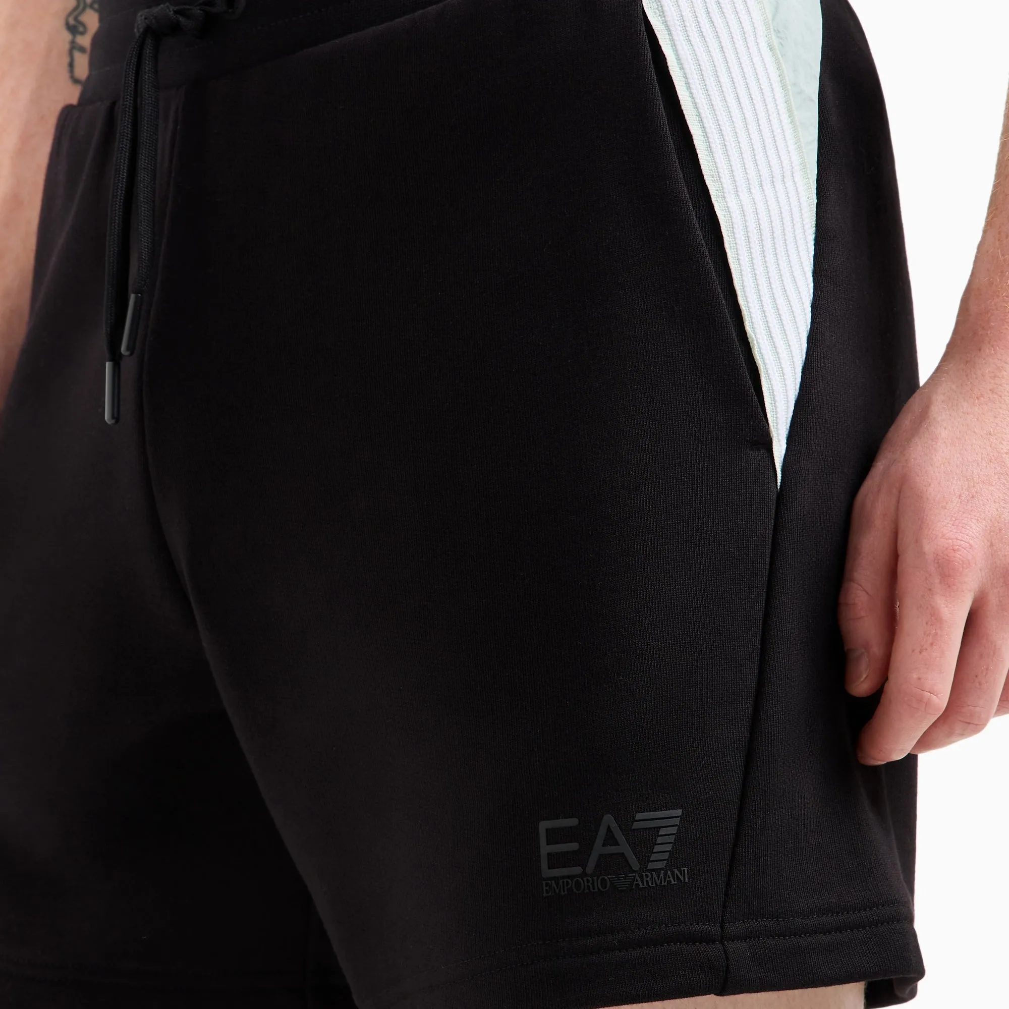 EA7 Emporio Armani Visibility 7 Lines Jersey Shorts Black